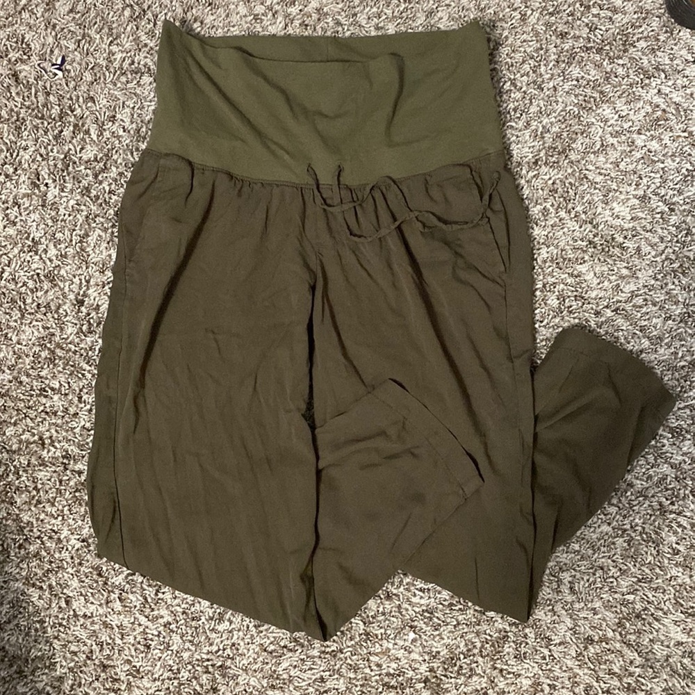 Maternity green Flowey pants